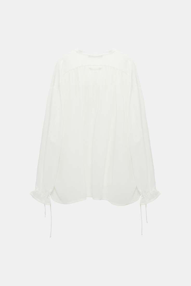 Dorothee Schumacher Seidenbluse mit geschnürter Neckline camellia white