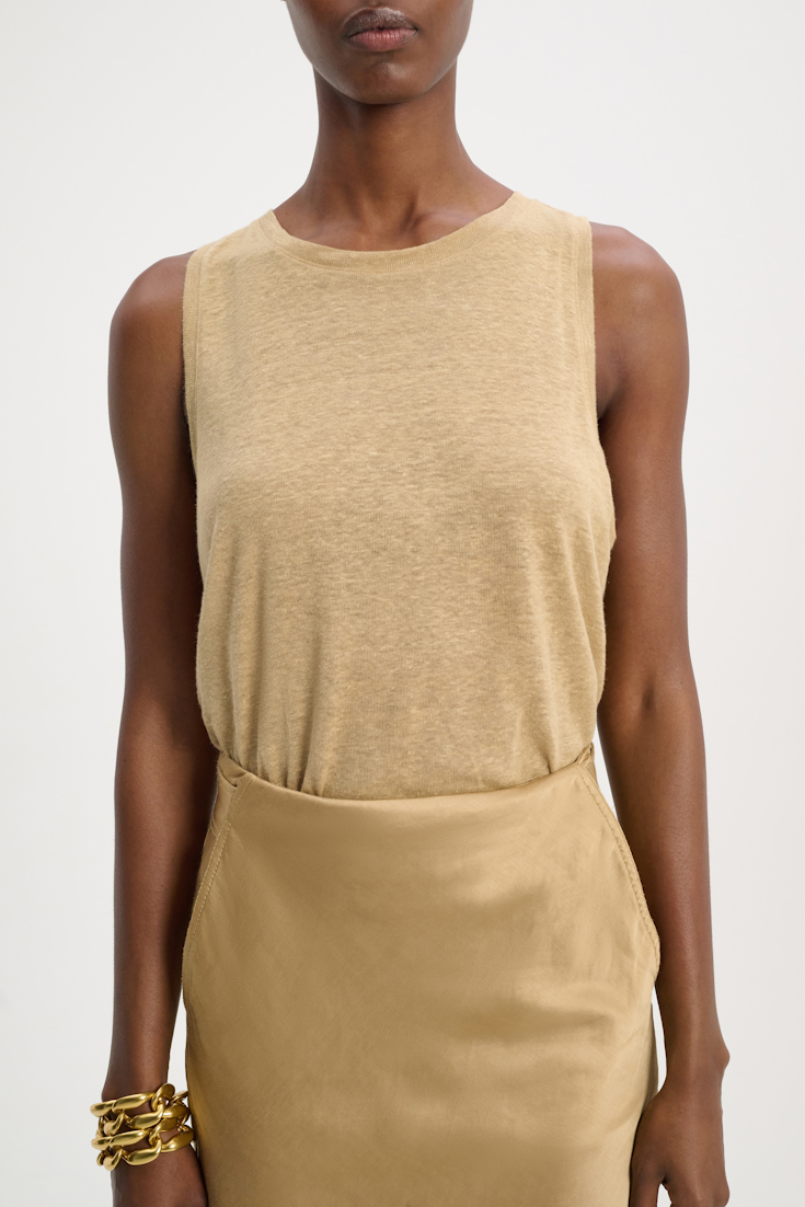 Dorothee Schumacher Hemp tank top with pineapple embroidery at the nape shimmering gold