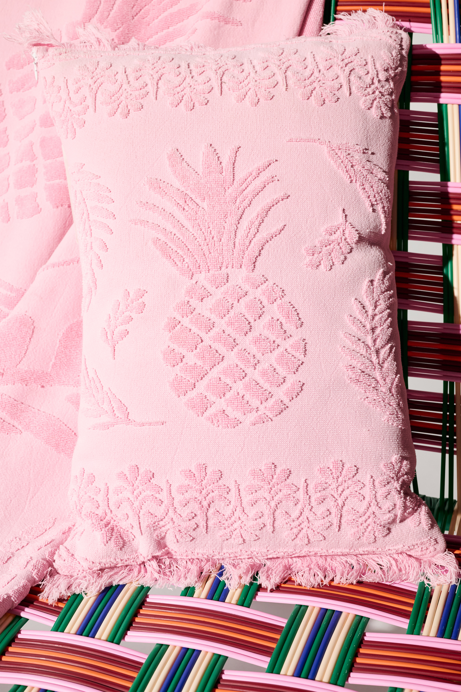 Dorothee Schumacher Cotton pillow with woven jacquard pineapple pattern pink