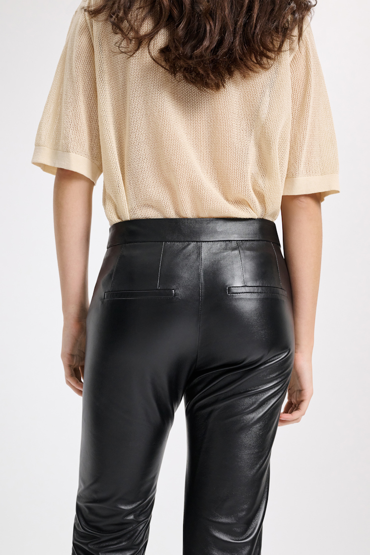 Dorothee Schumacher Flared leg leather pants pure black