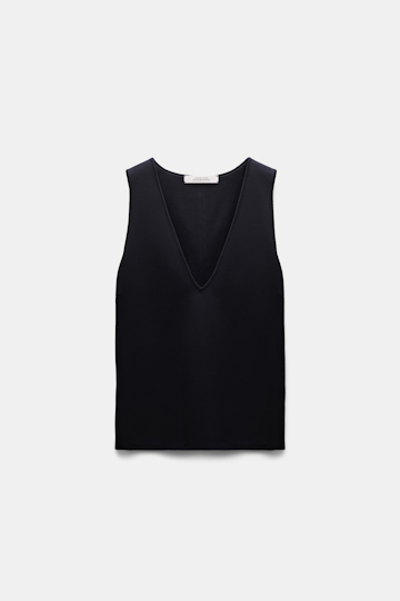 Dorothee Schumacher V-neck shell in Punto Milano pure black