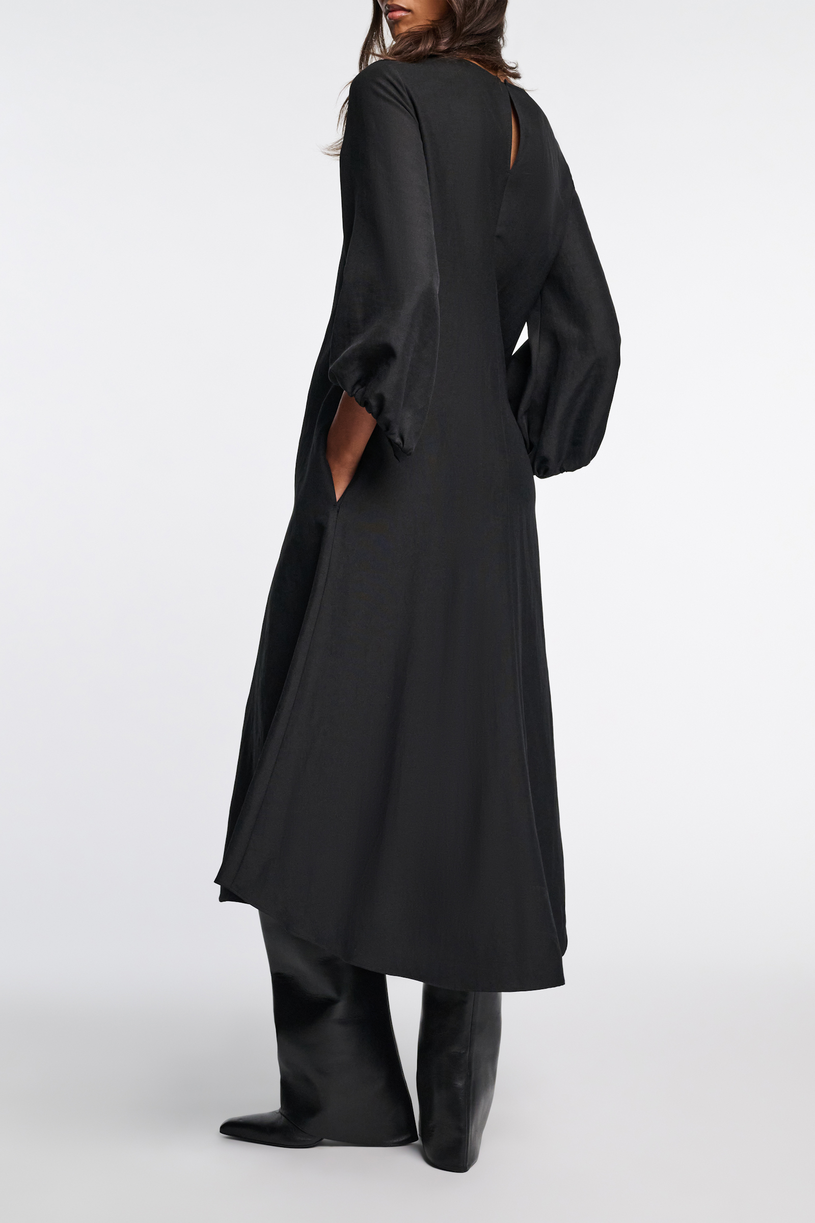 Dorothee Schumacher Kleid aus technischem Leinen pure black