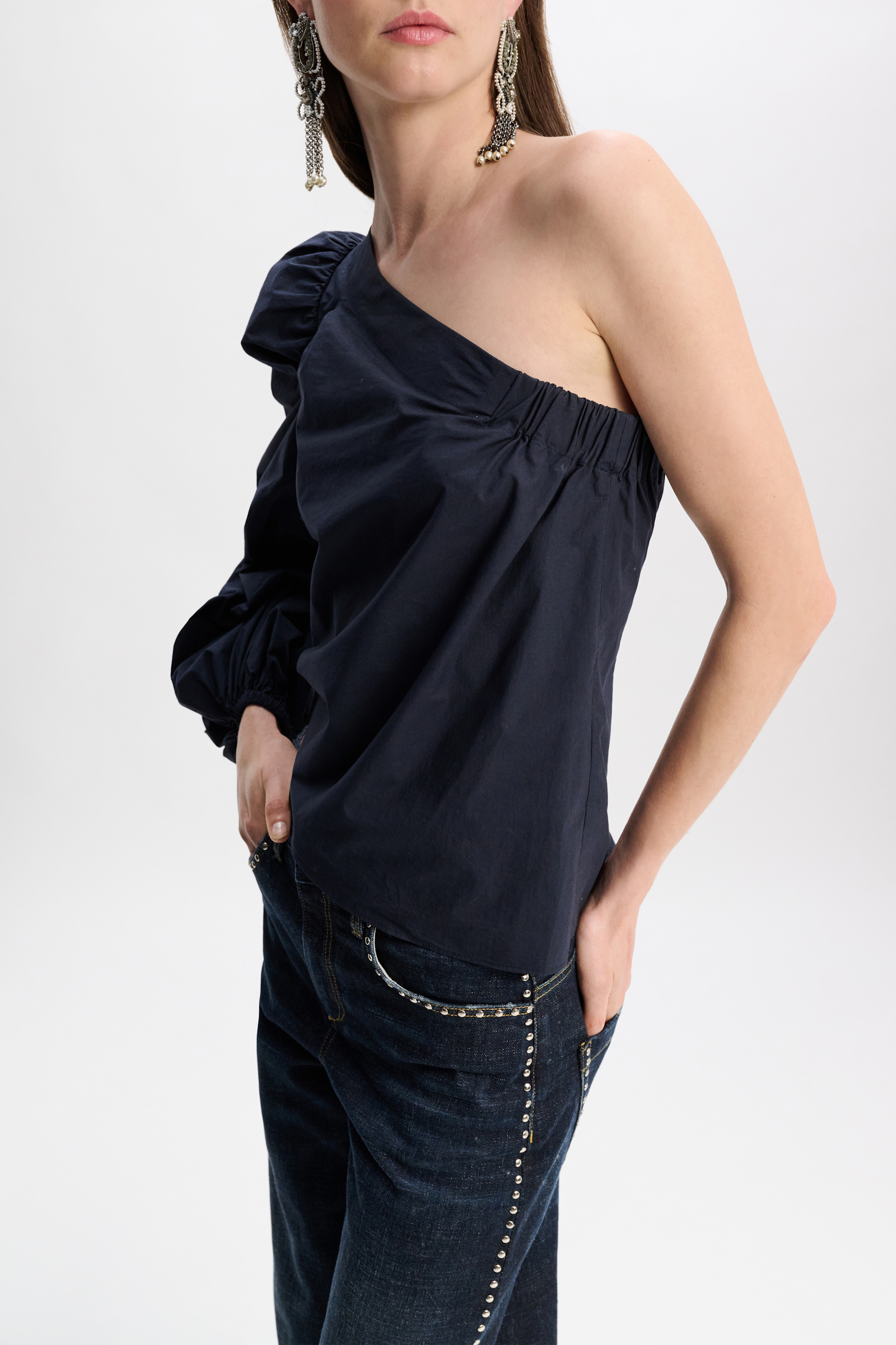 Dorothee Schumacher Asymmetric cotton-poplin top with voluminous long sleeve midnight