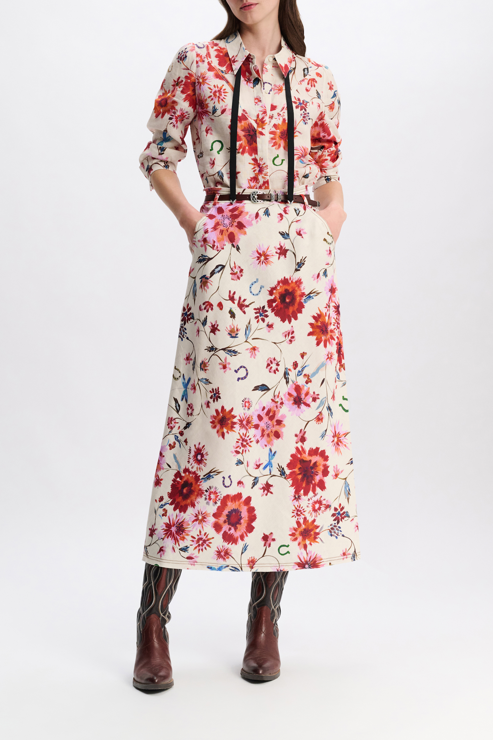 Dorothee Schumacher Rock aus bedrucktem Leinen mit abnehmbarem Ledergürtel im Western-Style floral mix