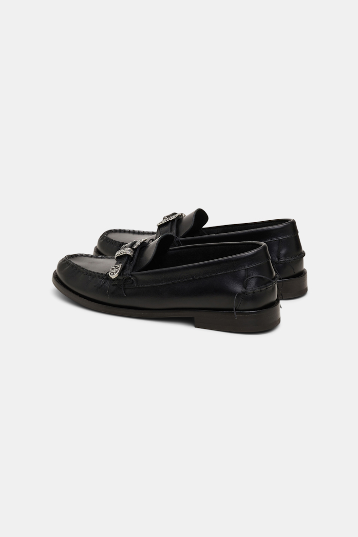 Dorothee Schumacher Loafer aus Kalbsleder mit Schließen und handgestickten Details pure black