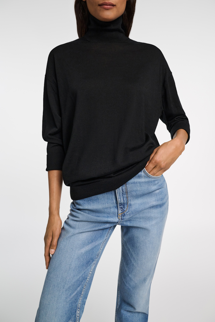 Dorothee Schumacher Extra long Merino wool turtleneck pullover black