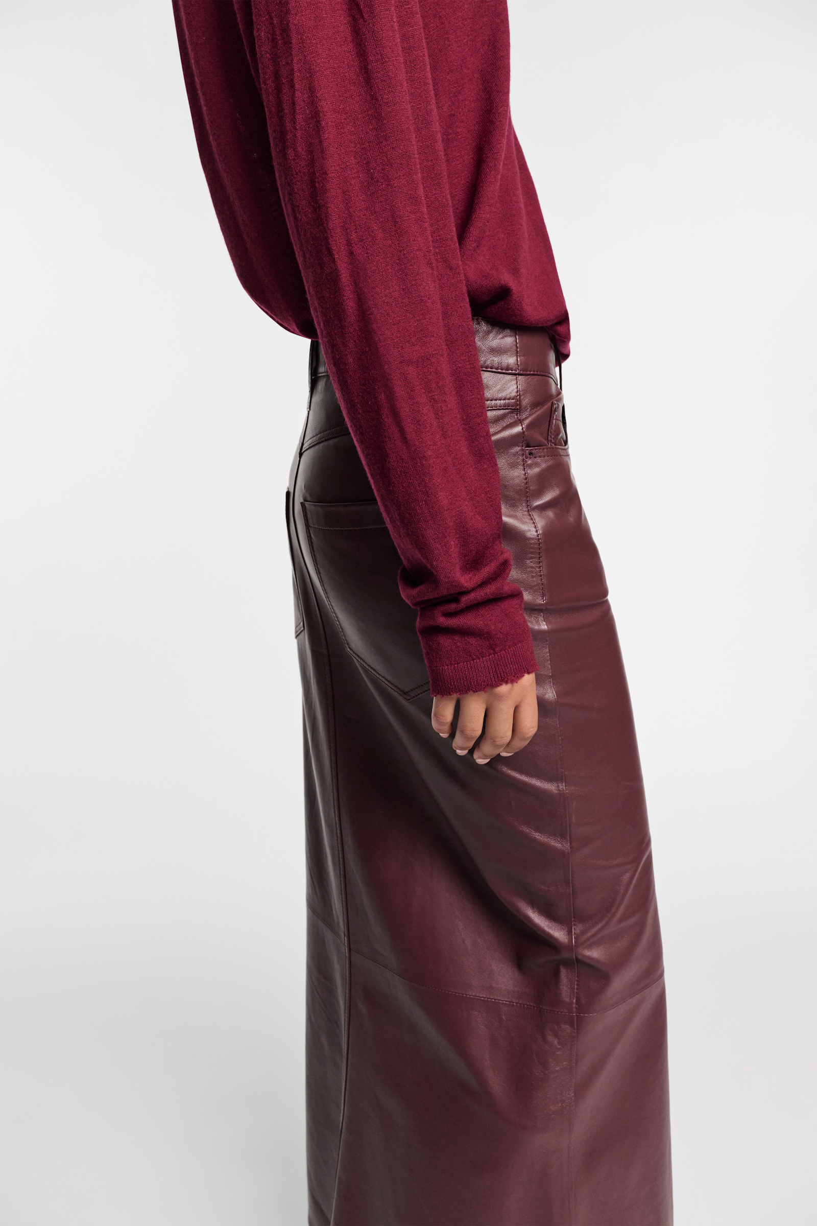 Dorothee Schumacher V-Neck Pullover aus Woll-Kaschmir Mix burgundy