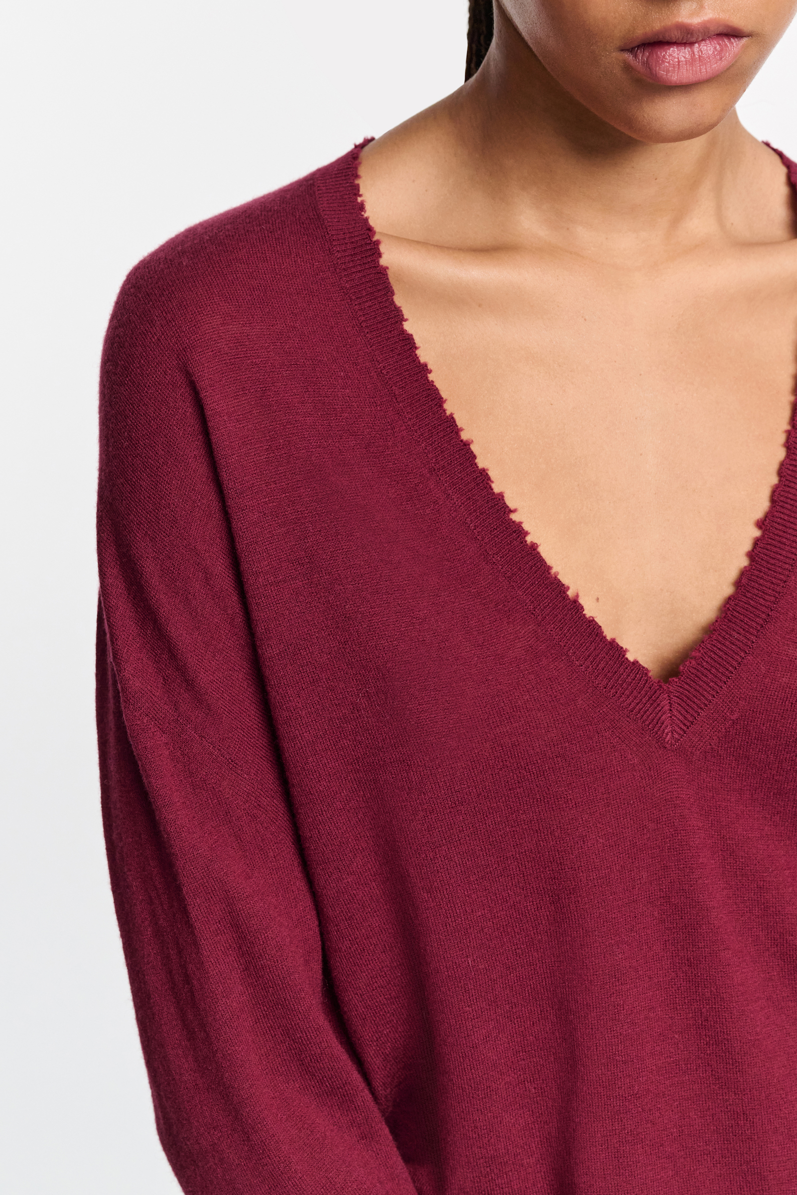 Dorothee Schumacher V-Neck Pullover aus Woll-Kaschmir Mix burgundy