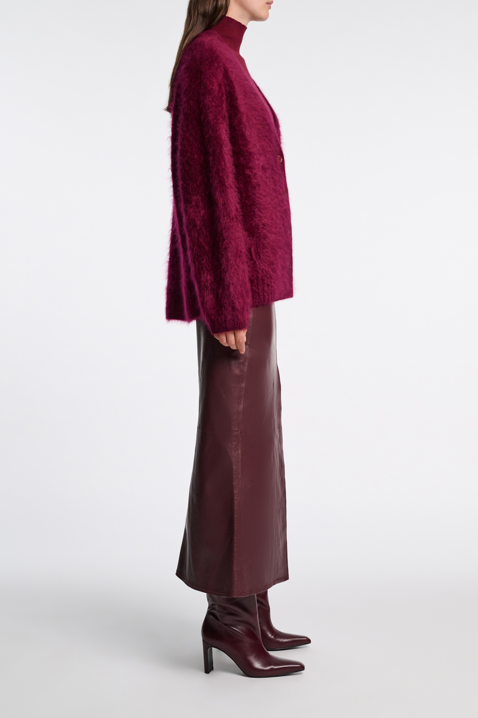 Dorothee Schumacher Fluffy knit cashmere V-neck cardigan burgundy