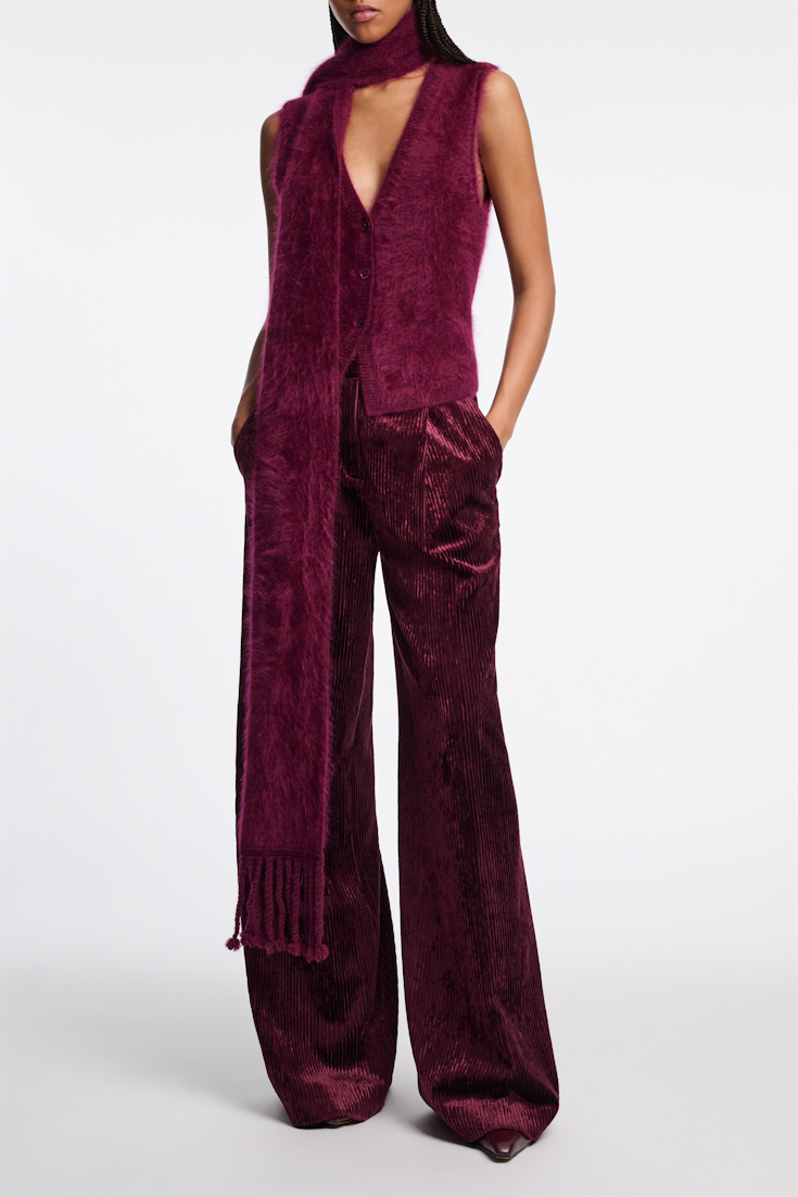 Dorothee Schumacher Besonders softes, fluffy Gilet-Top aus Kaschmir burgundy