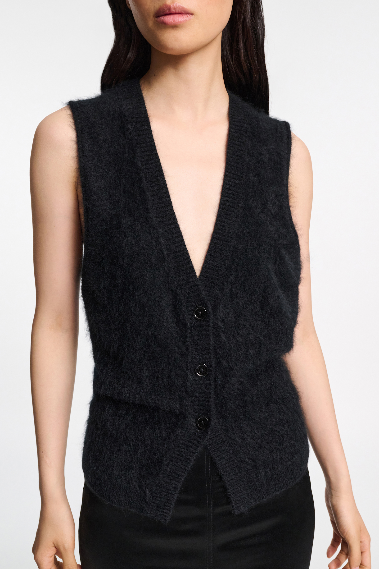 Dorothee Schumacher Fluffy knit cashmere V-neck vest black