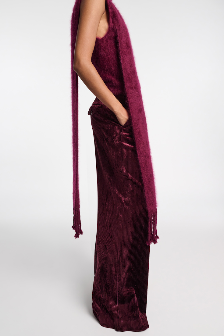 Dorothee Schumacher Cashmere scarf with twisted fringe burgundy