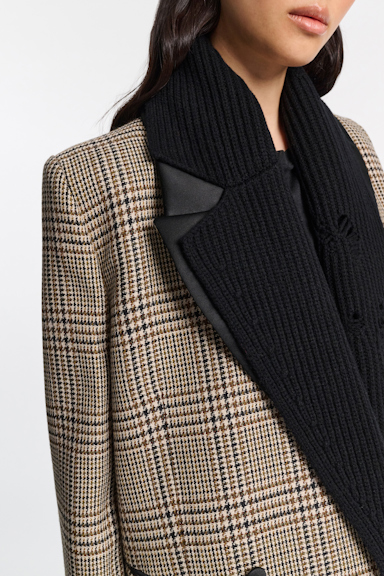 Dorothee Schumacher Merino-cashmere ribbed knit scarf with lapel black