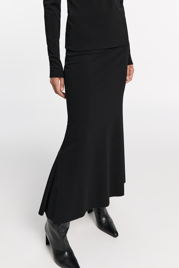 Dorothee Schumacher Midi skirt black