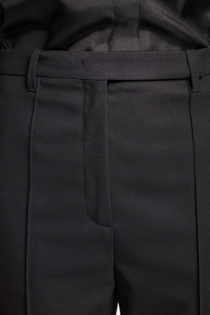 Dorothee Schumacher Stretch wool cigarette pants with piping black