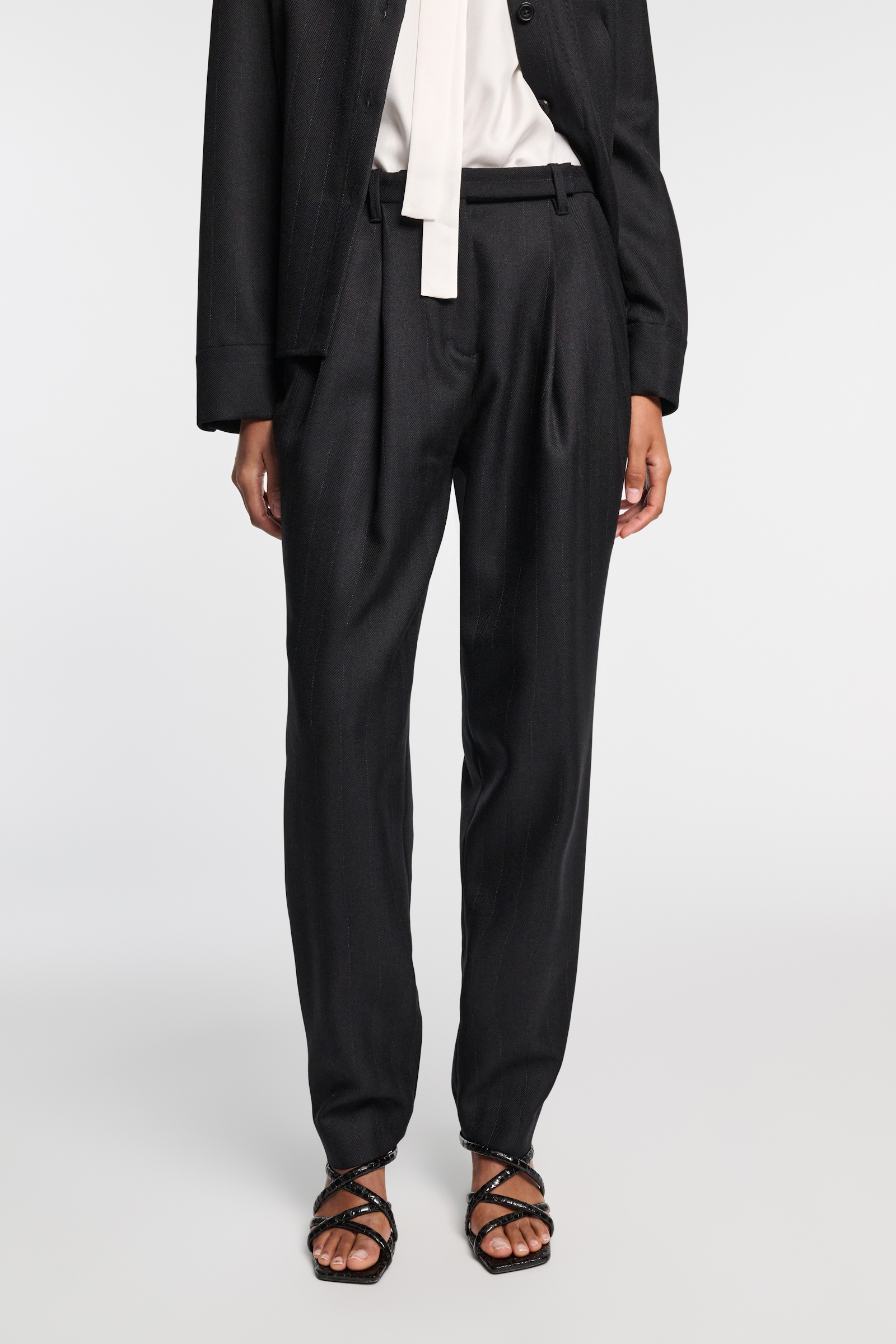 Dorothee Schumacher Pleated pinstriped pants black