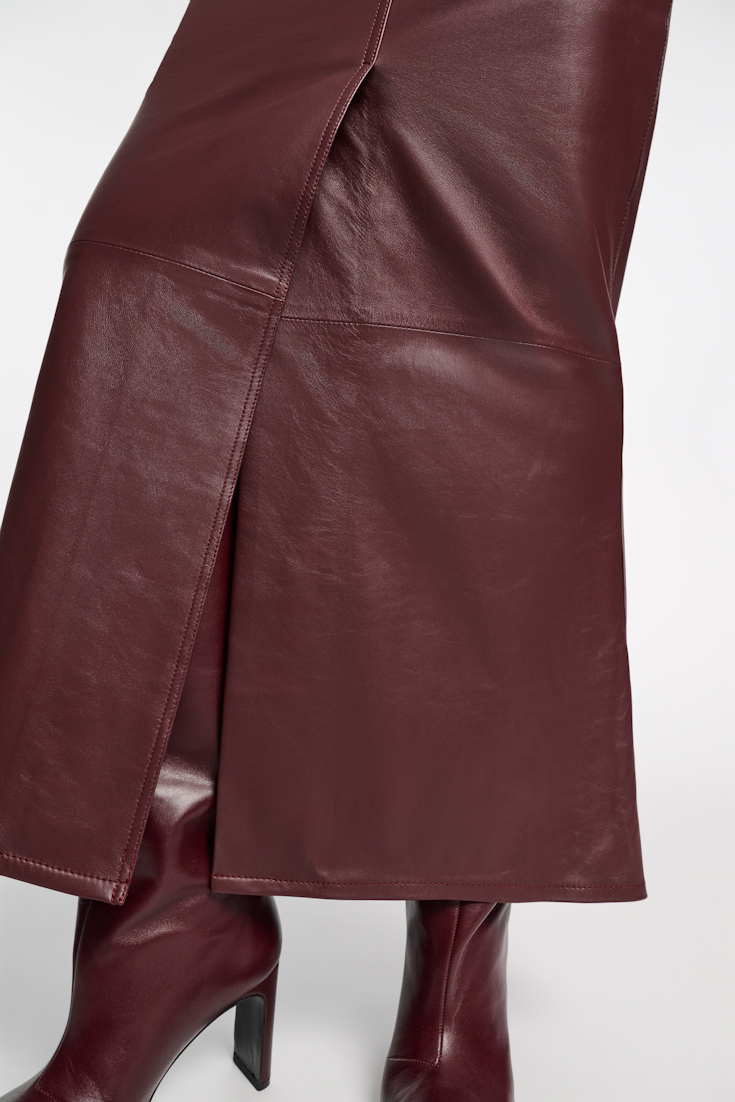 Dorothee Schumacher Leather skirt bordeaux