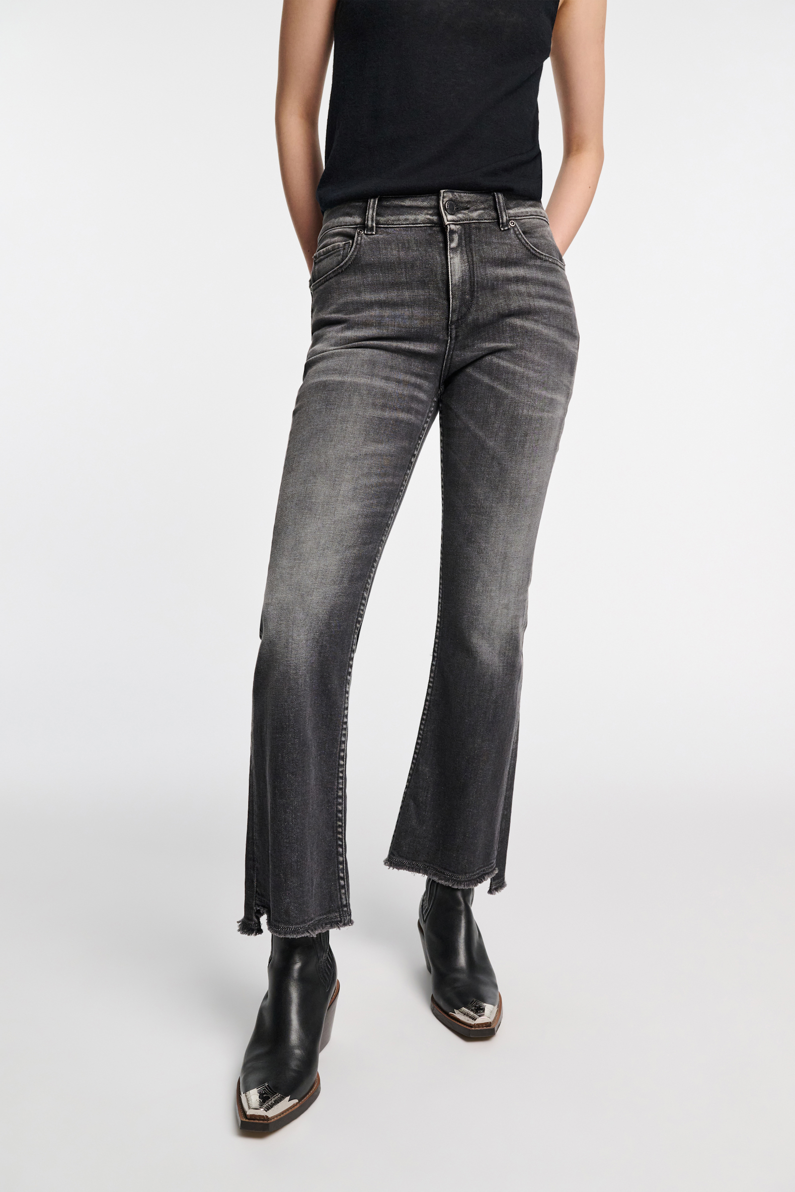 Dorothee Schumacher Cropped Flared Jeans structured grey