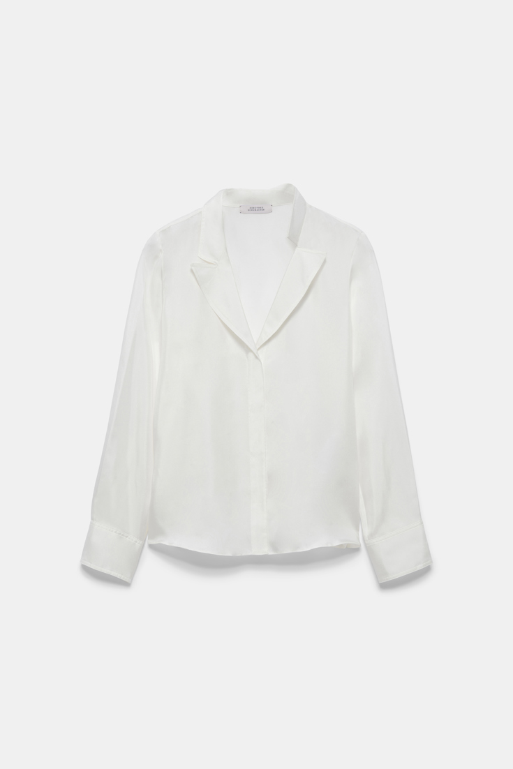 Dorothee Schumacher Bluse aus Seidentwill mit asymmetrischem Revers camelia white