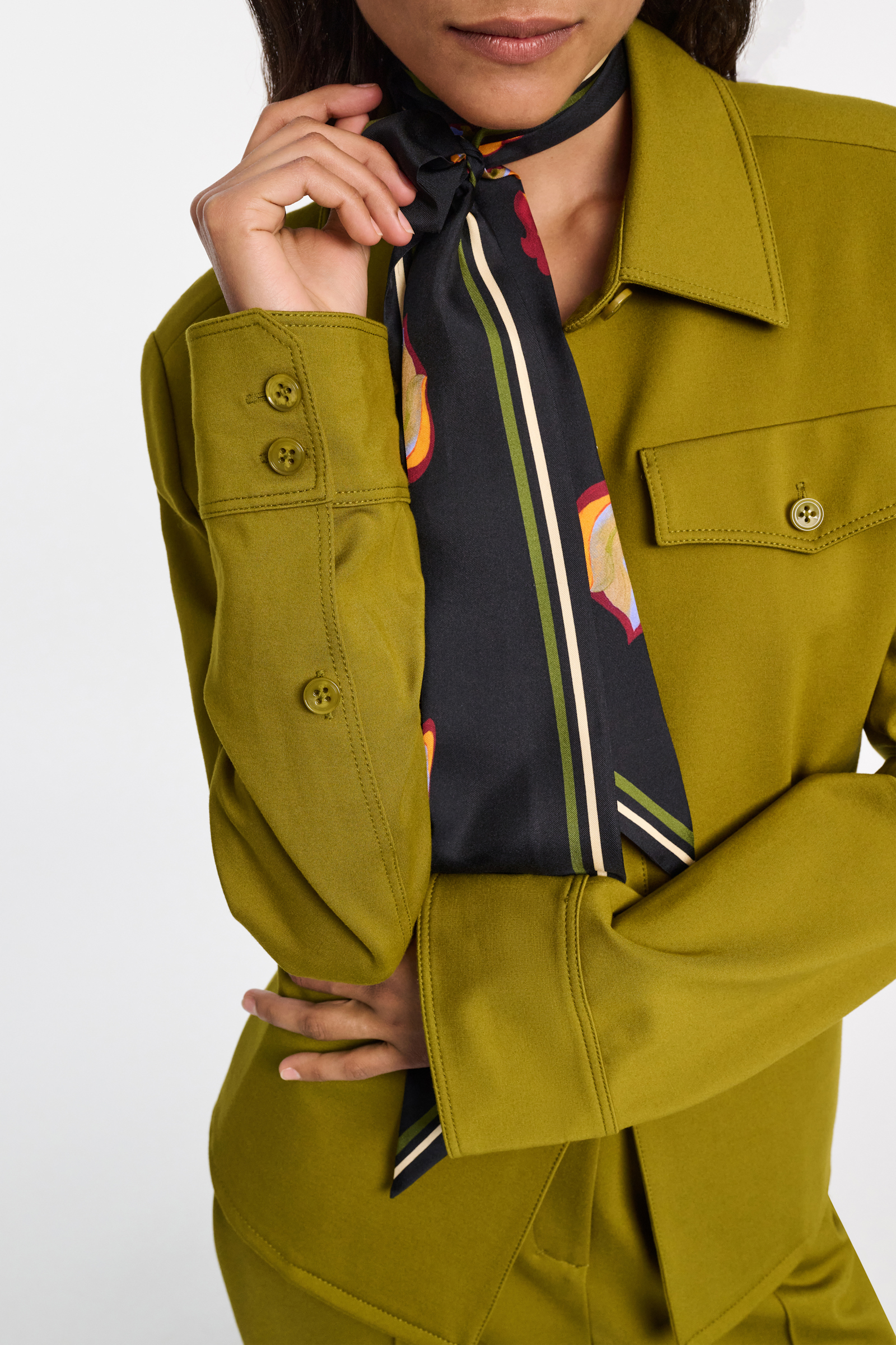 Dorothee Schumacher Tailored shirt-jacket in Punto Milano leguan green