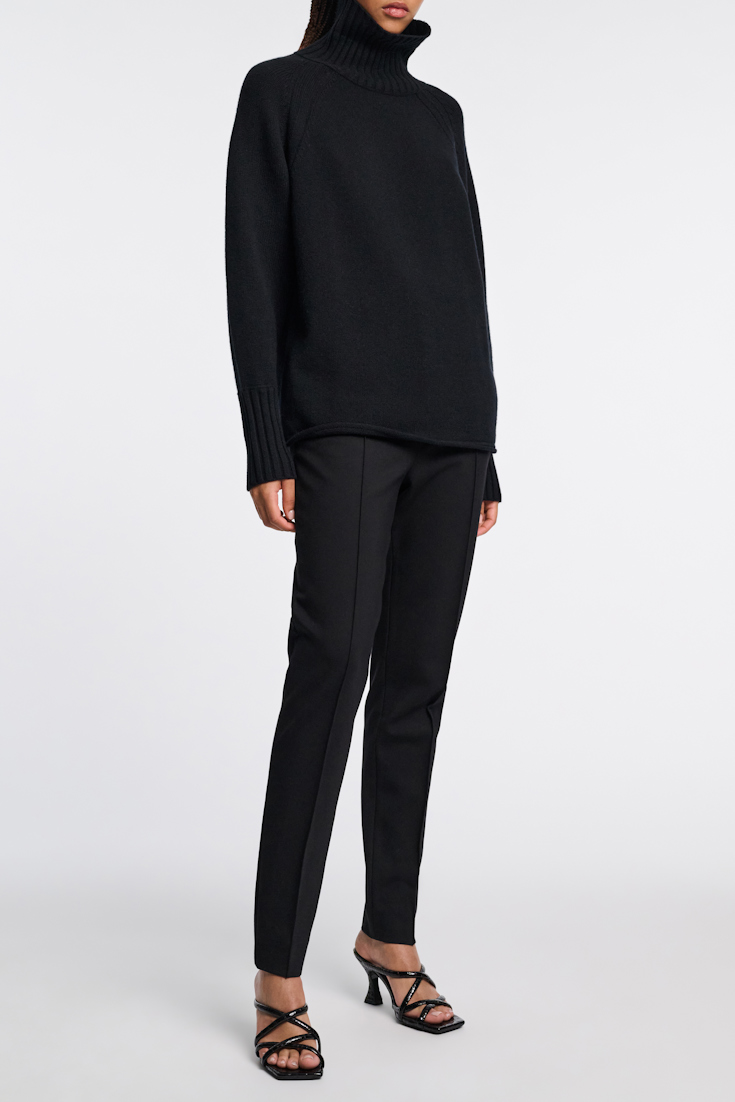 Dorothee Schumacher Cigarette pants in Punto Milano black