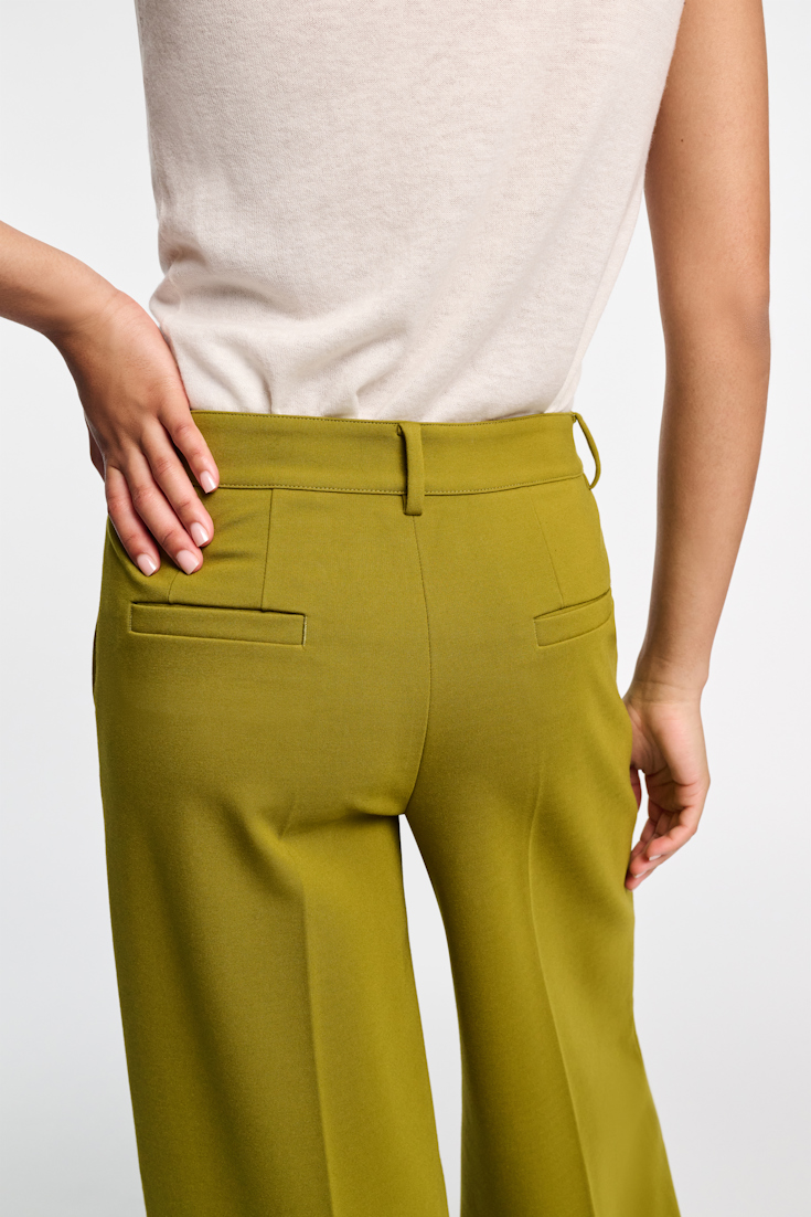 Dorothee Schumacher Wide leg pants in Punto Milano leguan green