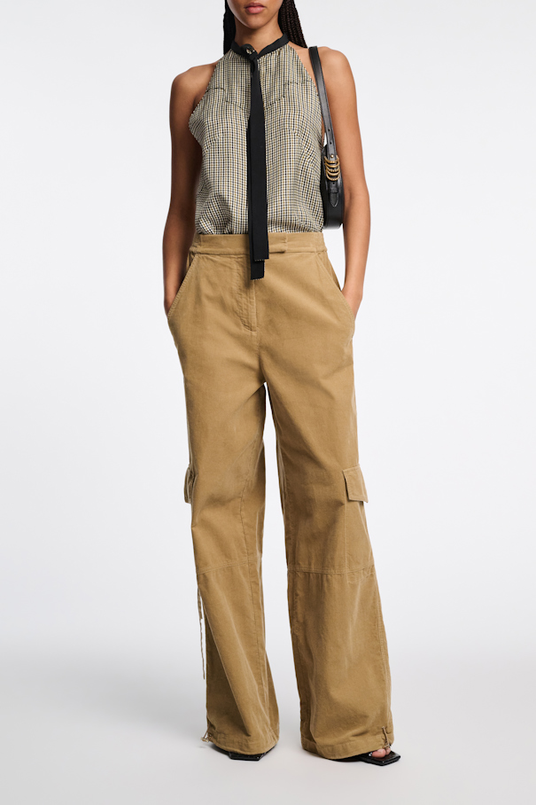 TWISTED STRUCTURE pants