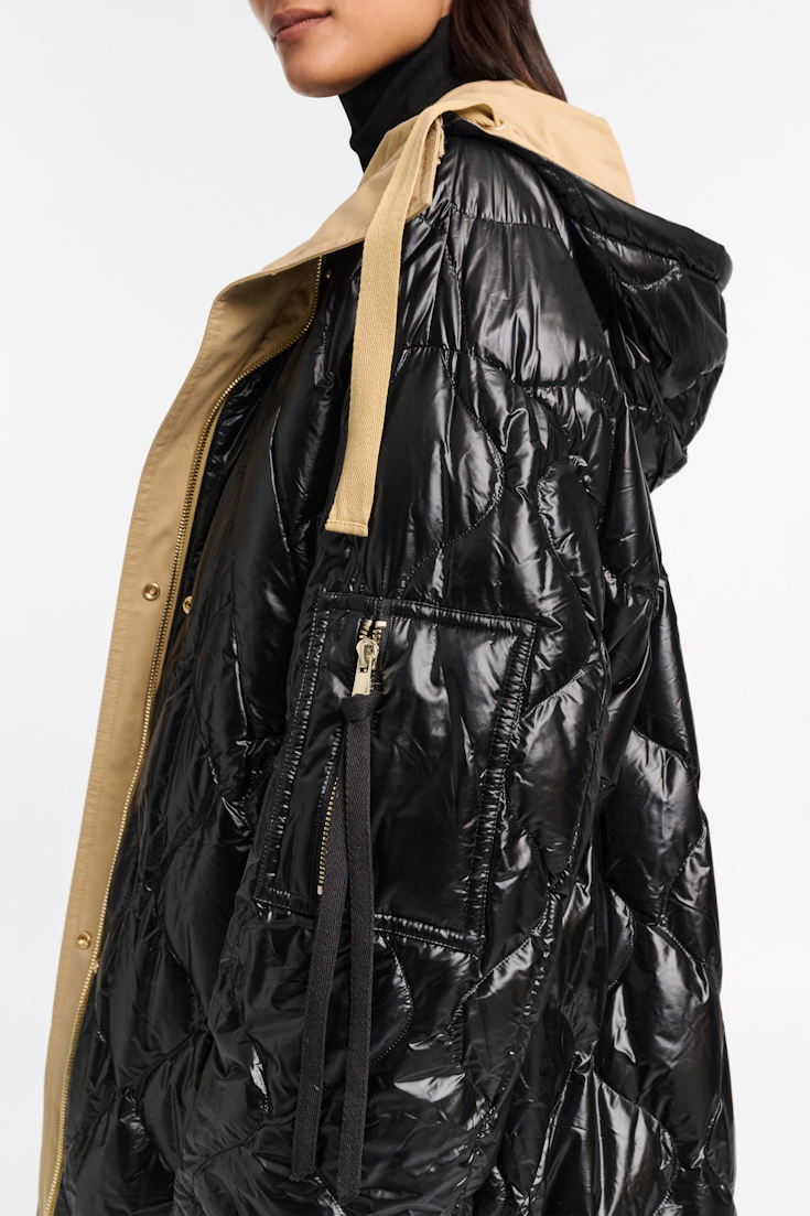 Dorothee Schumacher Reversible cotton parka desert black