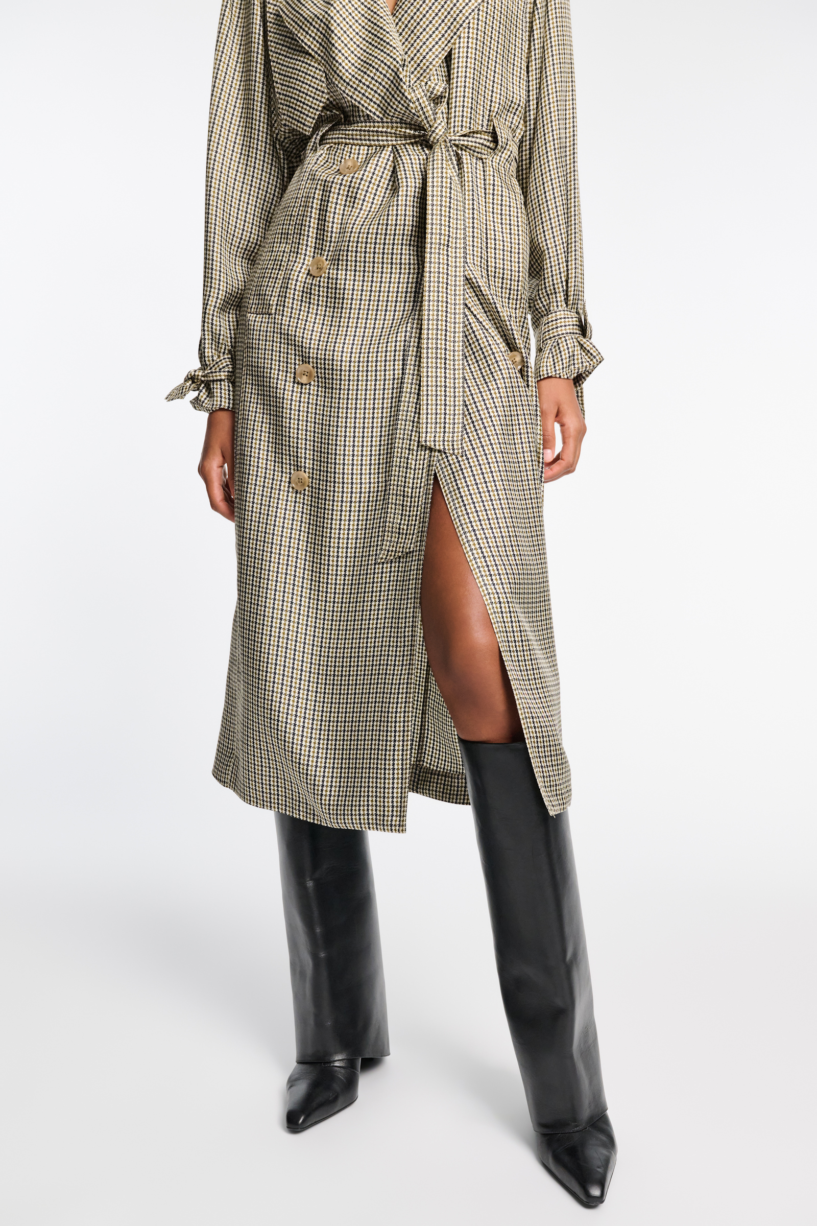 Dorothee Schumacher Double-breasted trench coat dress in printed silk twill pepita mix khaki