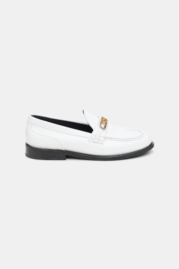 Dorothee Schumacher Loafers with fanned D-ring sash pure white