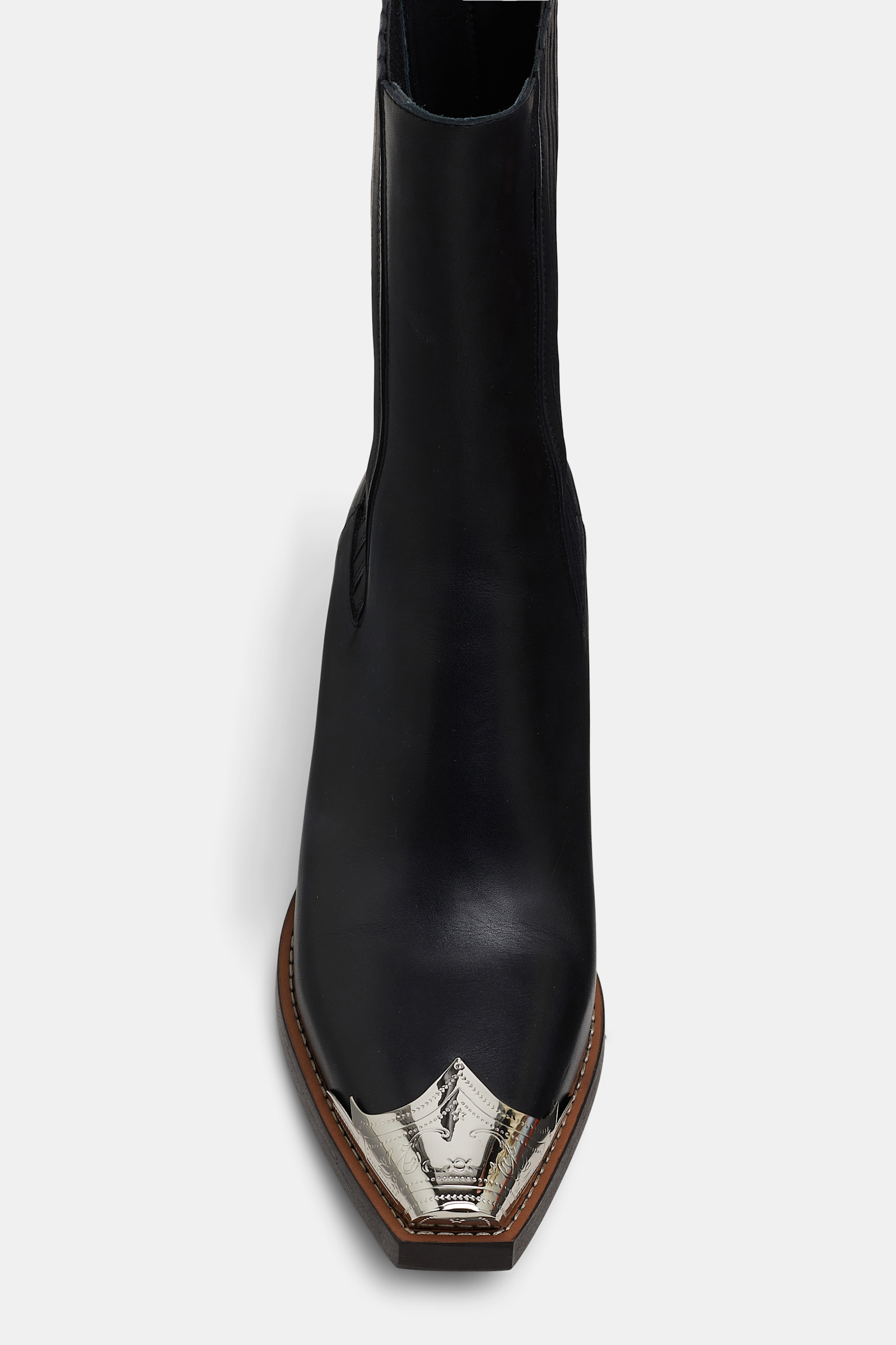 Dorothee Schumacher Chelsea Boots mit silberner Zehenkappe deep black