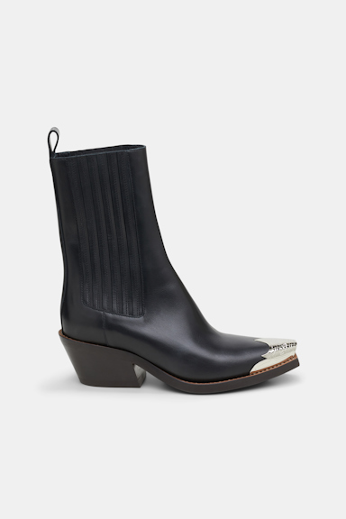 Dorothee Schumacher Chelsea Boots mit silberner Zehenkappe deep black