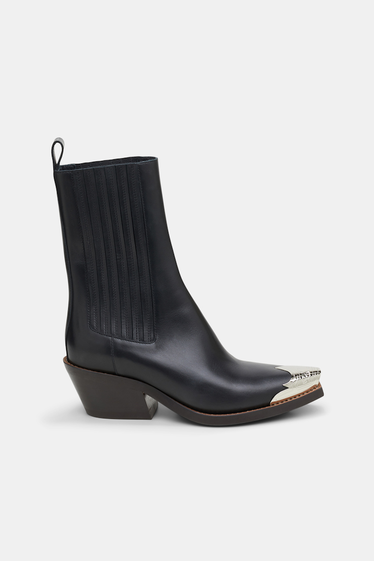 Dorothee Schumacher Chelsea Boots mit silberner Zehenkappe deep black