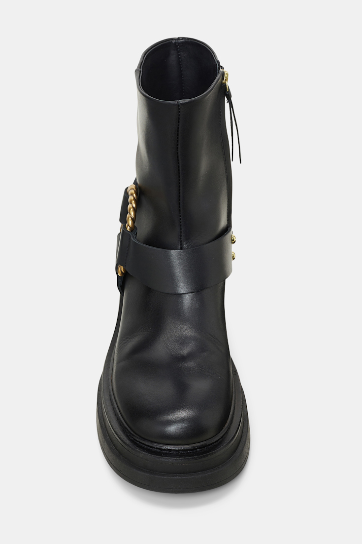 Dorothee Schumacher Short biker boots with twisted D-ring detail black