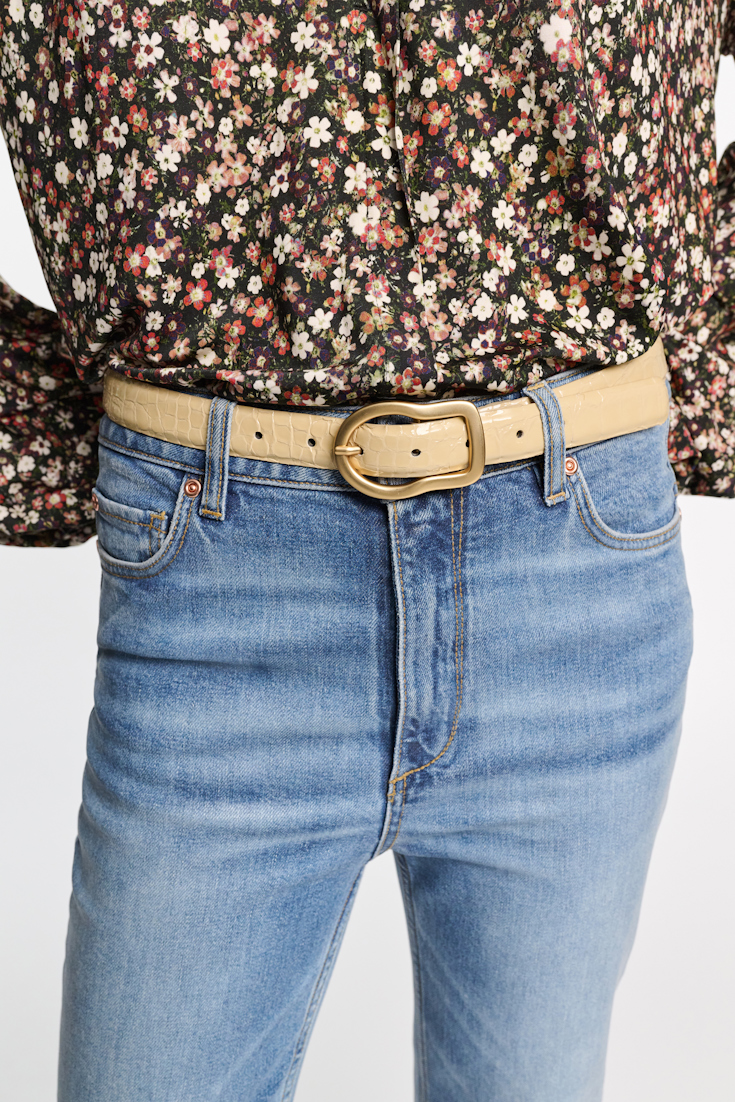 Dorothee Schumacher Reversible belt sand