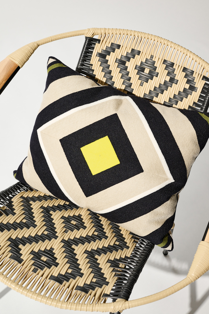 Dorothee Schumacher Cushion with graphic pattern black and white diamond