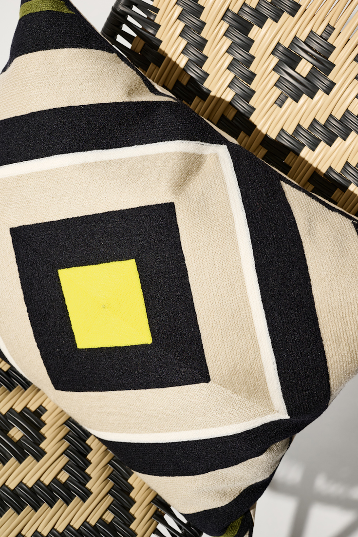 Dorothee Schumacher Cushion with graphic pattern black and white diamond