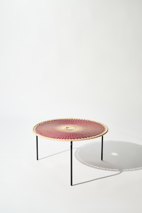 Dorothee Schumacher GROSSER HANDGEFLOCHTENER COFFEE TABLE rojo vino beige mix