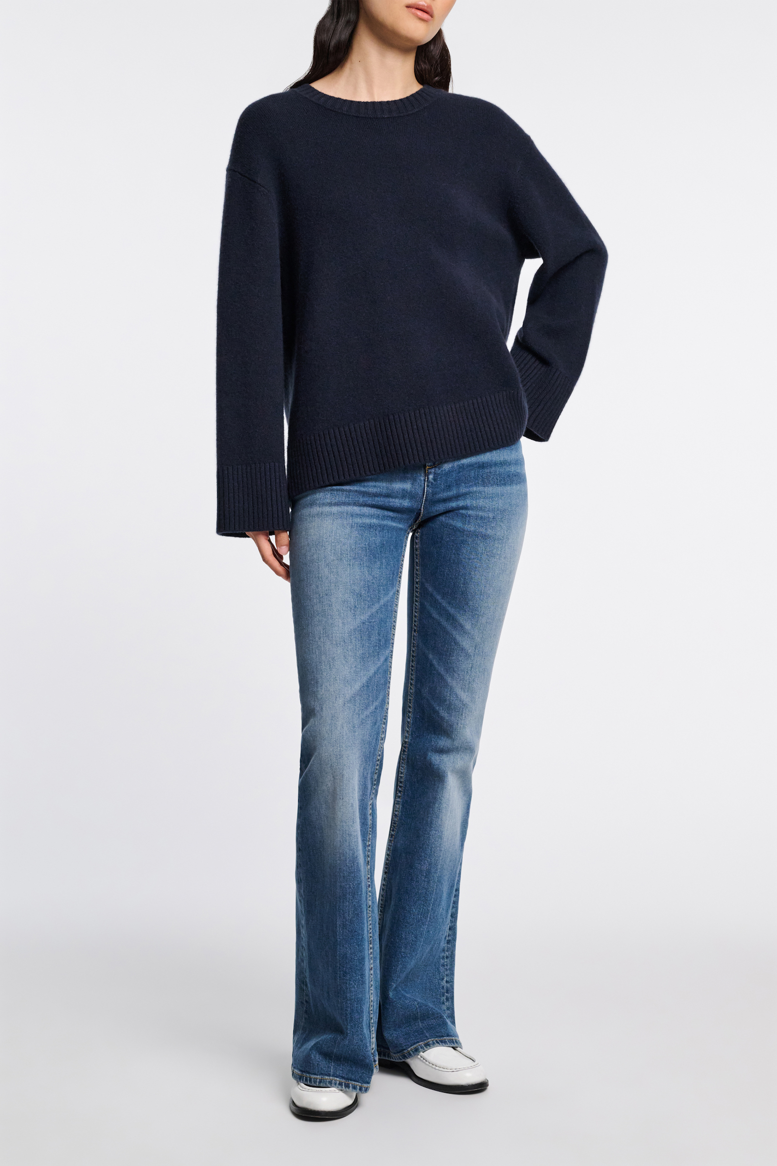 Dorothee Schumacher Soft cashmere-blend round neck pullover dark navy