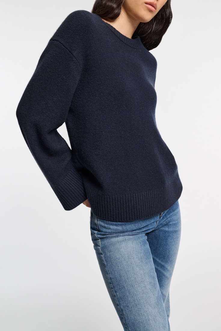 Dorothee Schumacher Soft cashmere-blend round neck pullover dark navy