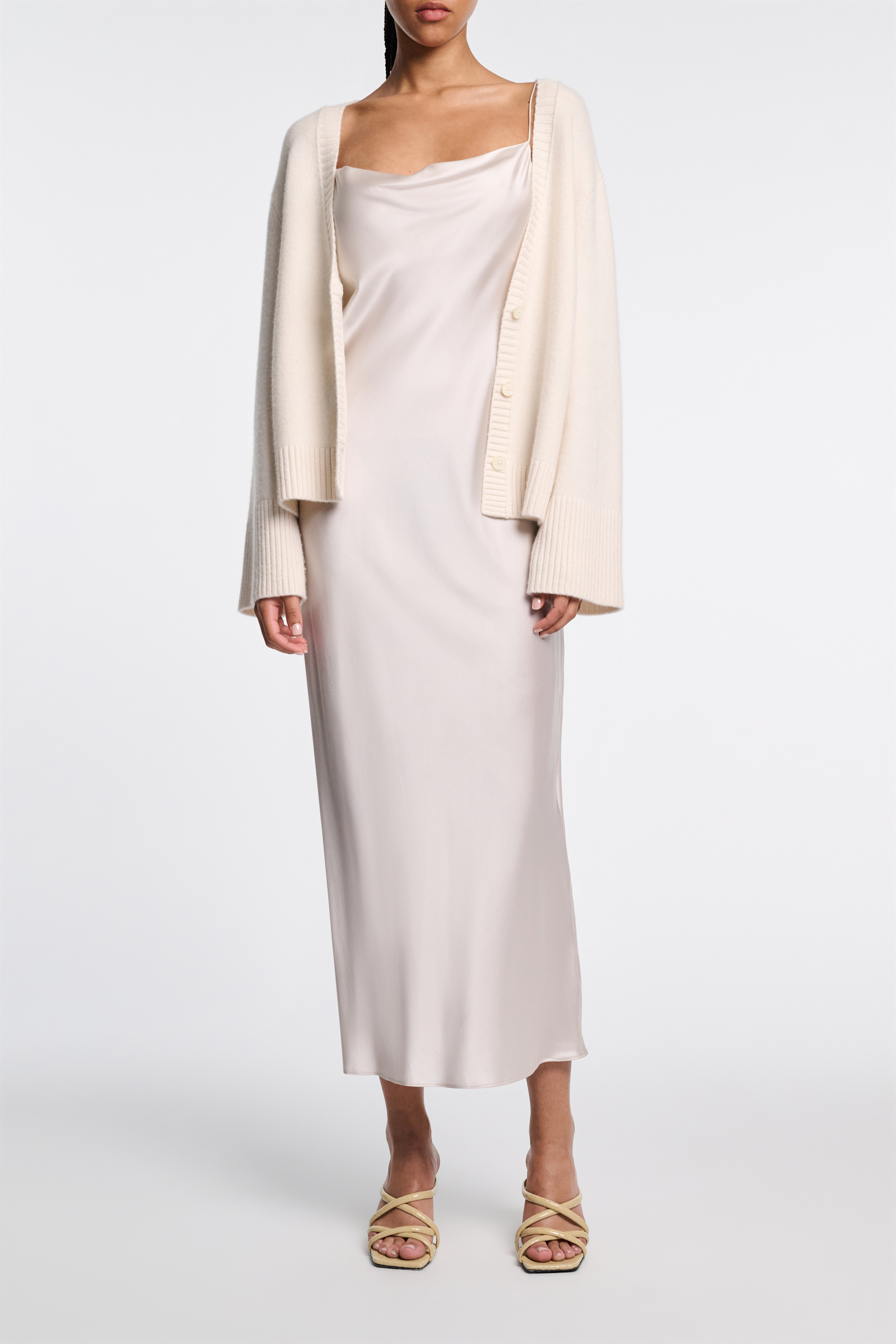 Dorothee Schumacher Soft cashmere-blend round neck cardigan lily white